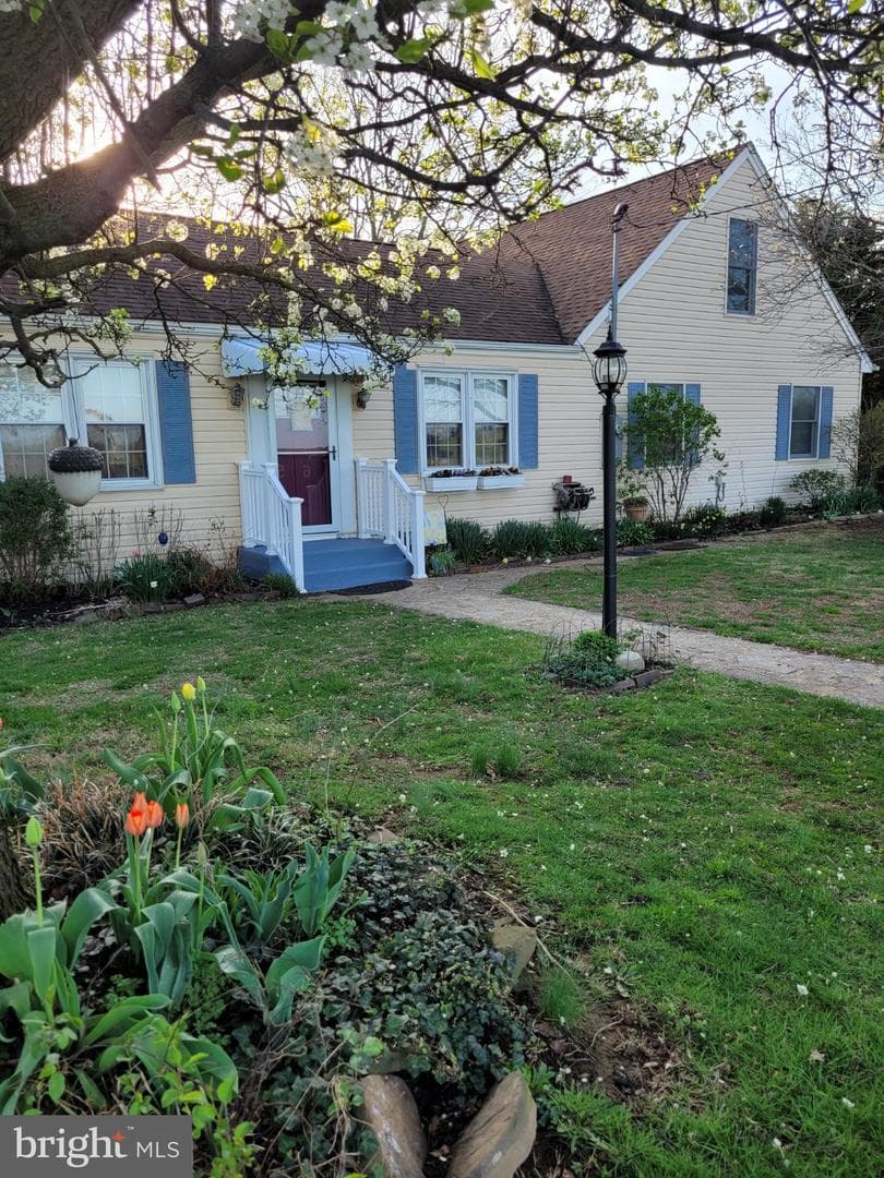 14136 Kentmore Park Road photo 4