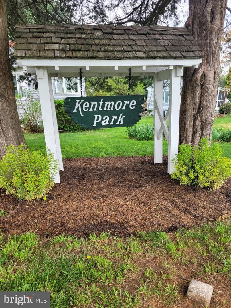 14136 Kentmore Park Road photo 42
