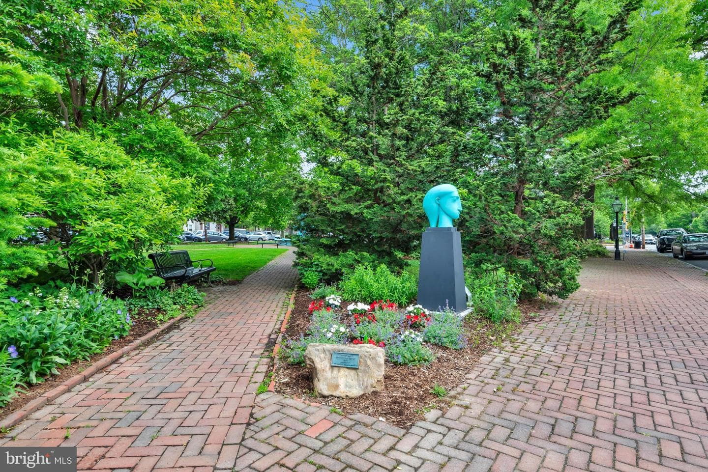 107 Flying Cloud Drive photo 45