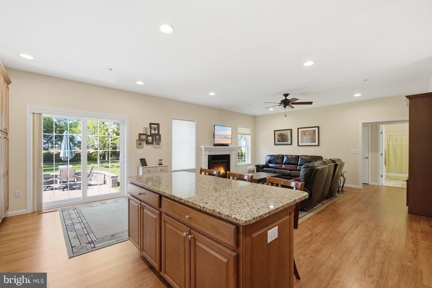 1014 Twin Court photo 11