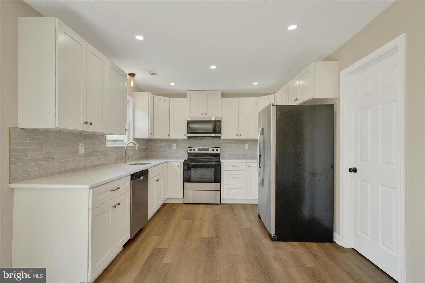 11054 Austin Lane photo 5