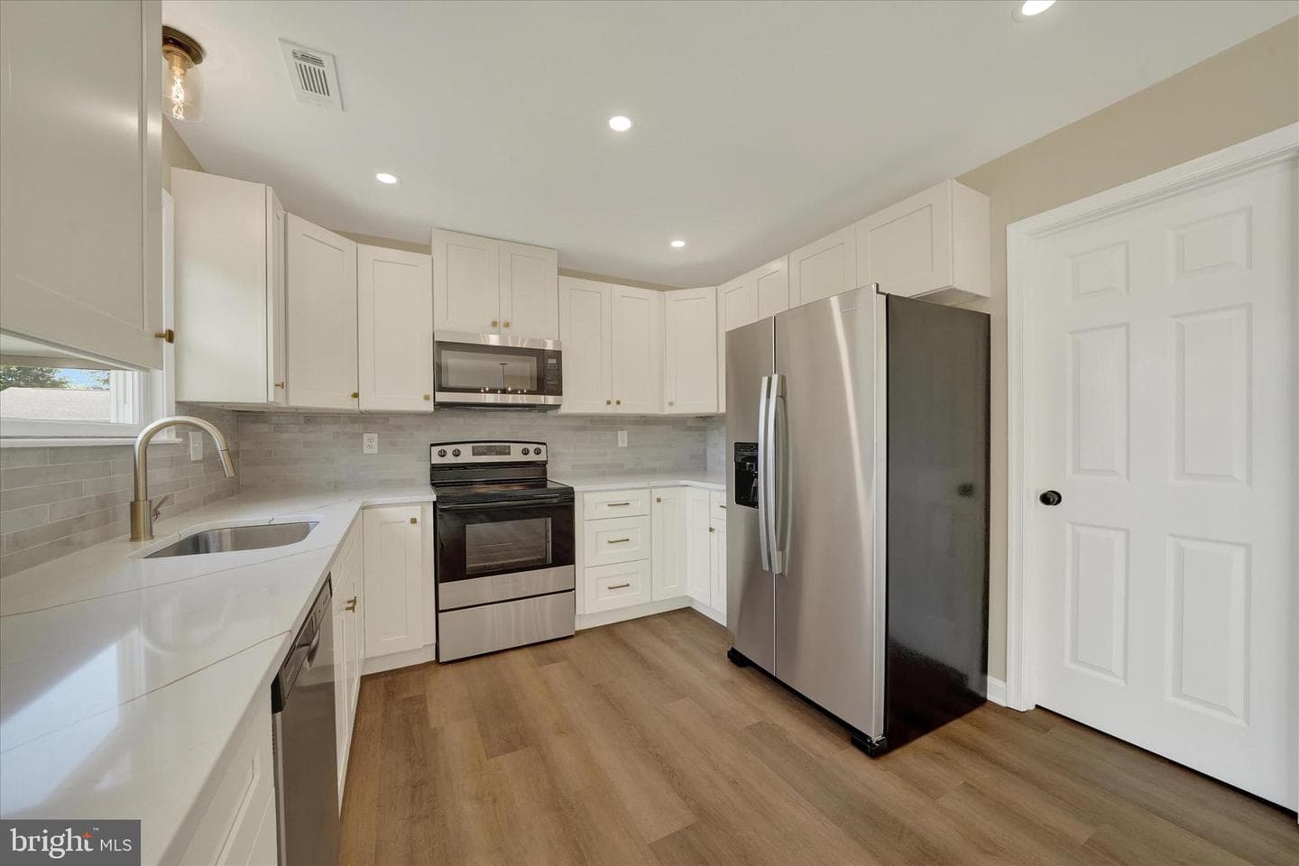 11054 Austin Lane photo 7
