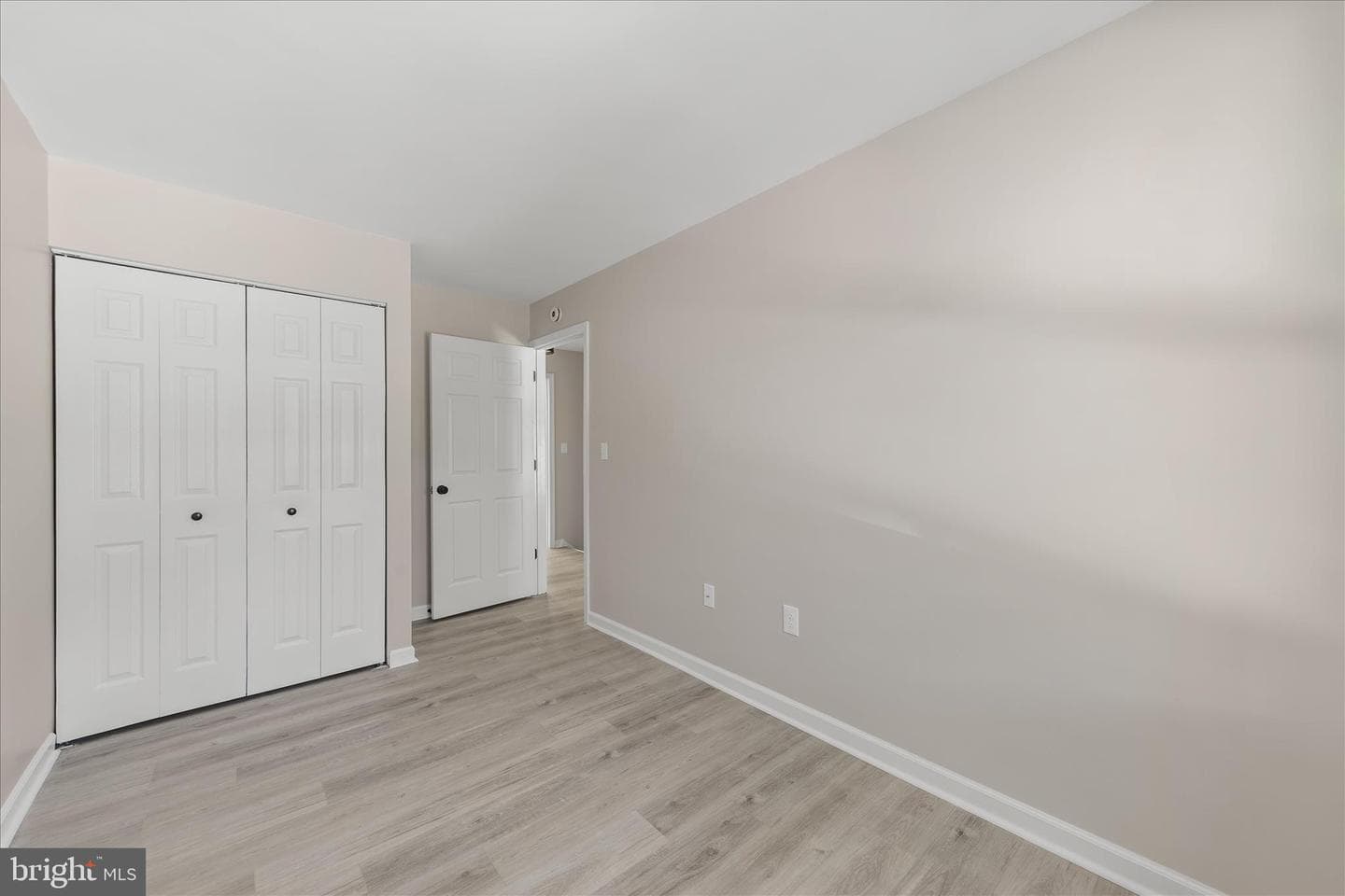 423 Calvert Street photo 19