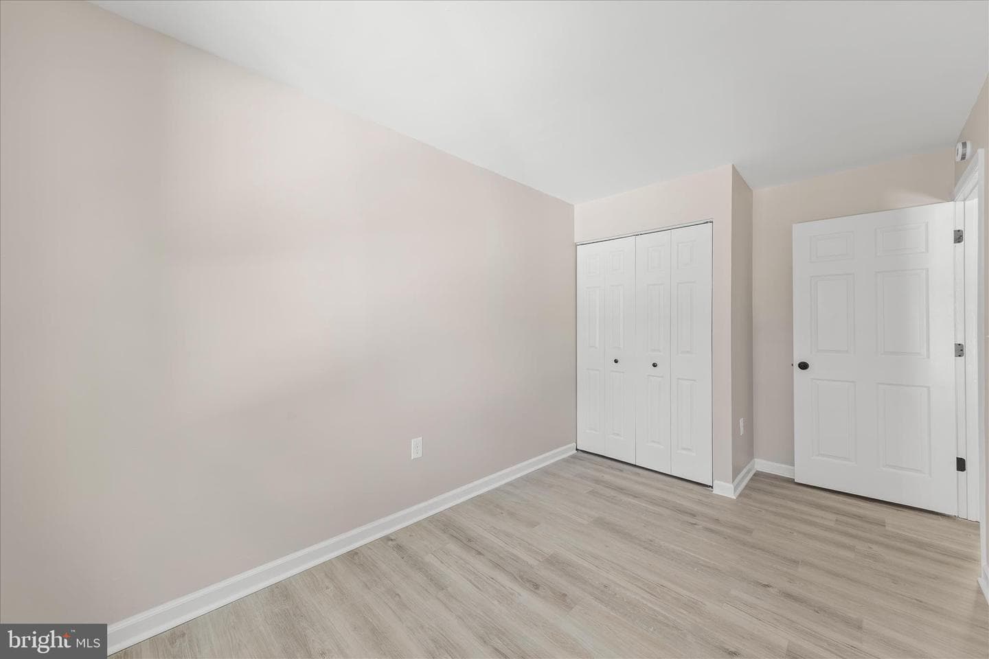 423 Calvert Street photo 20