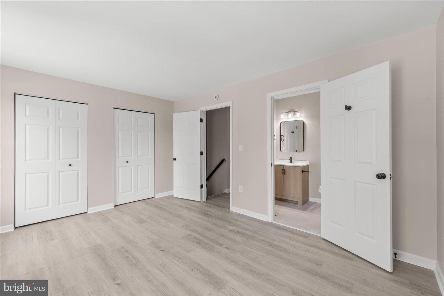 423 Calvert Street photo 24