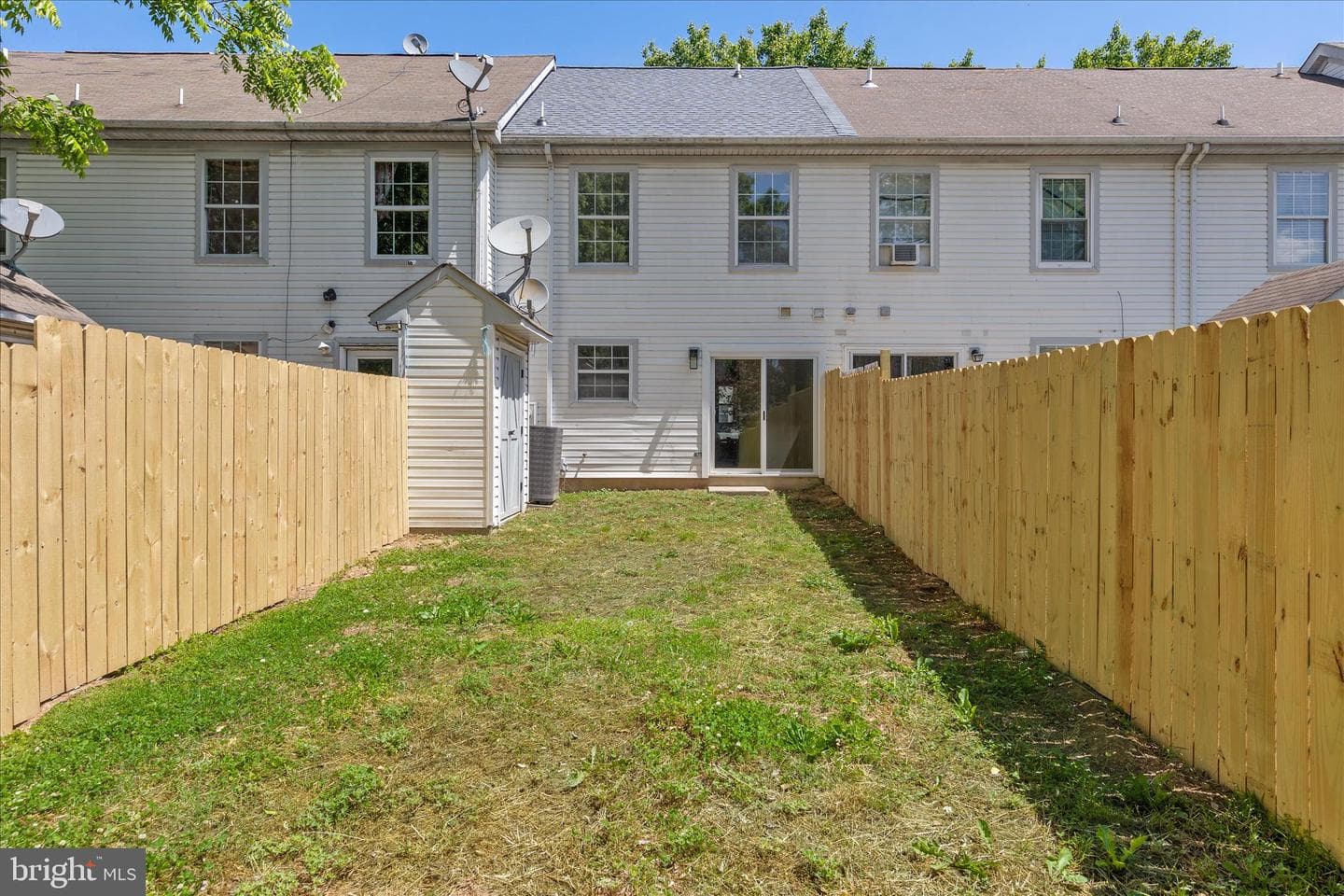 423 Calvert Street photo 28