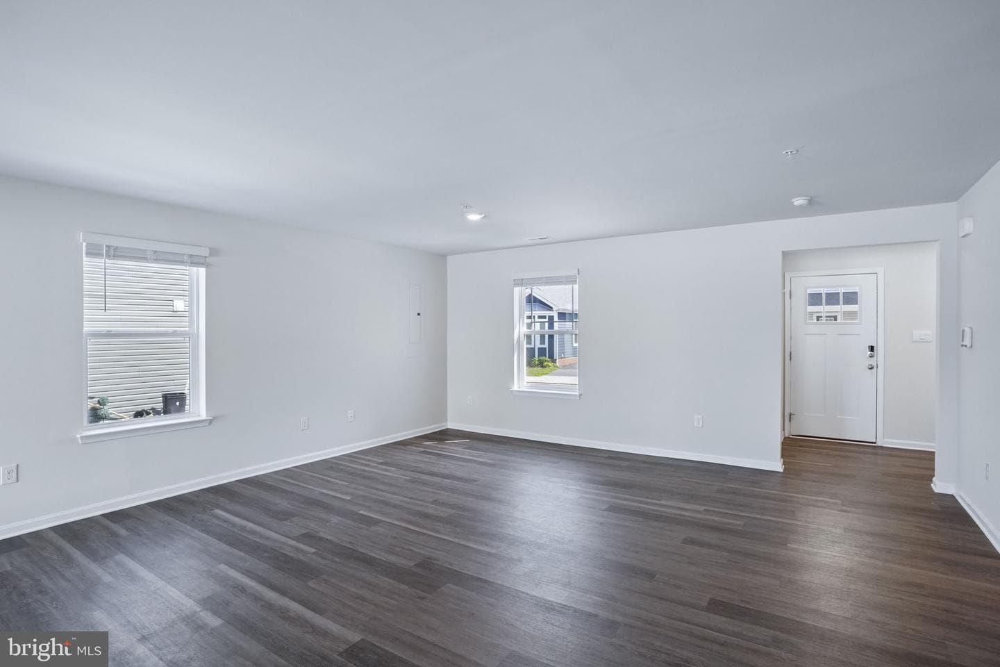102 Flying Cloud Drive photo 18