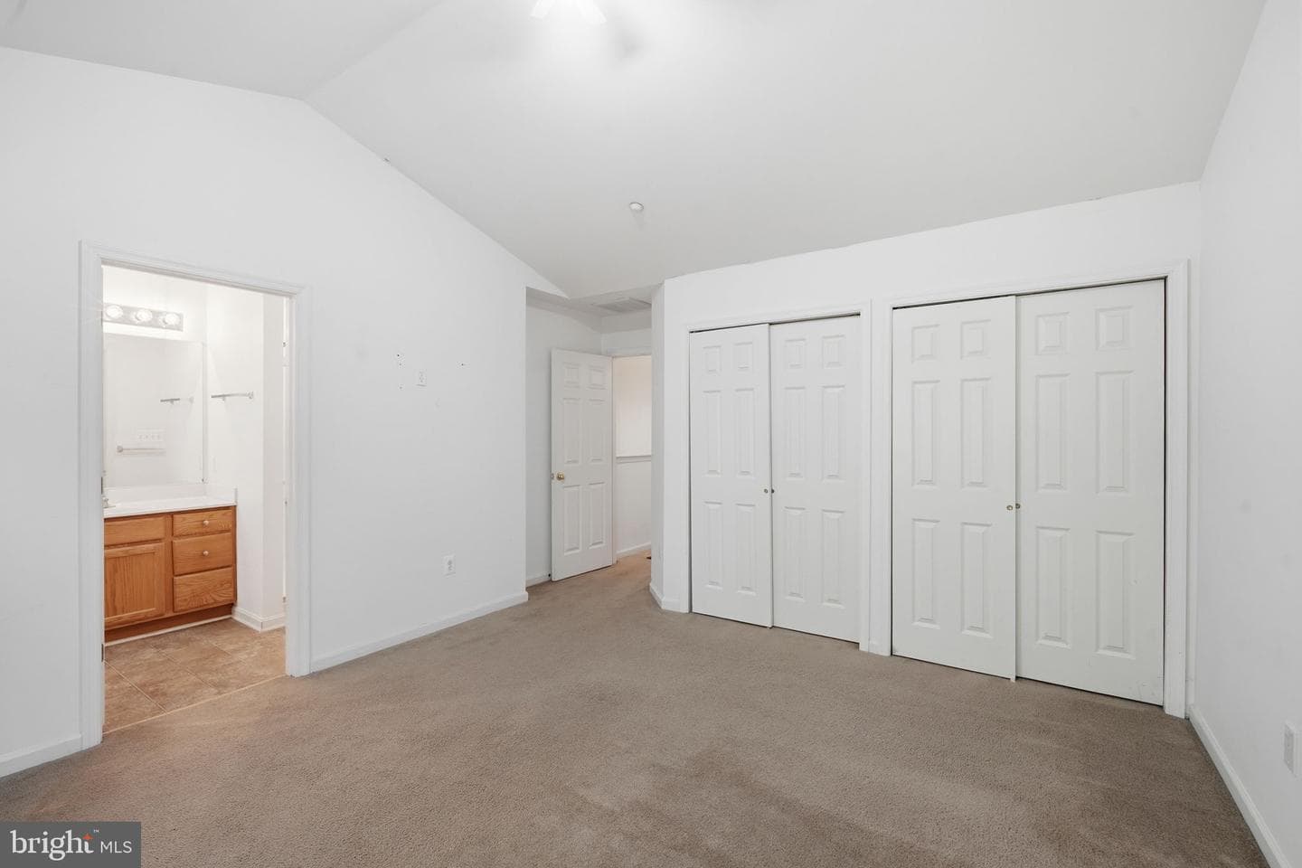 104 Acorn Drive photo 13