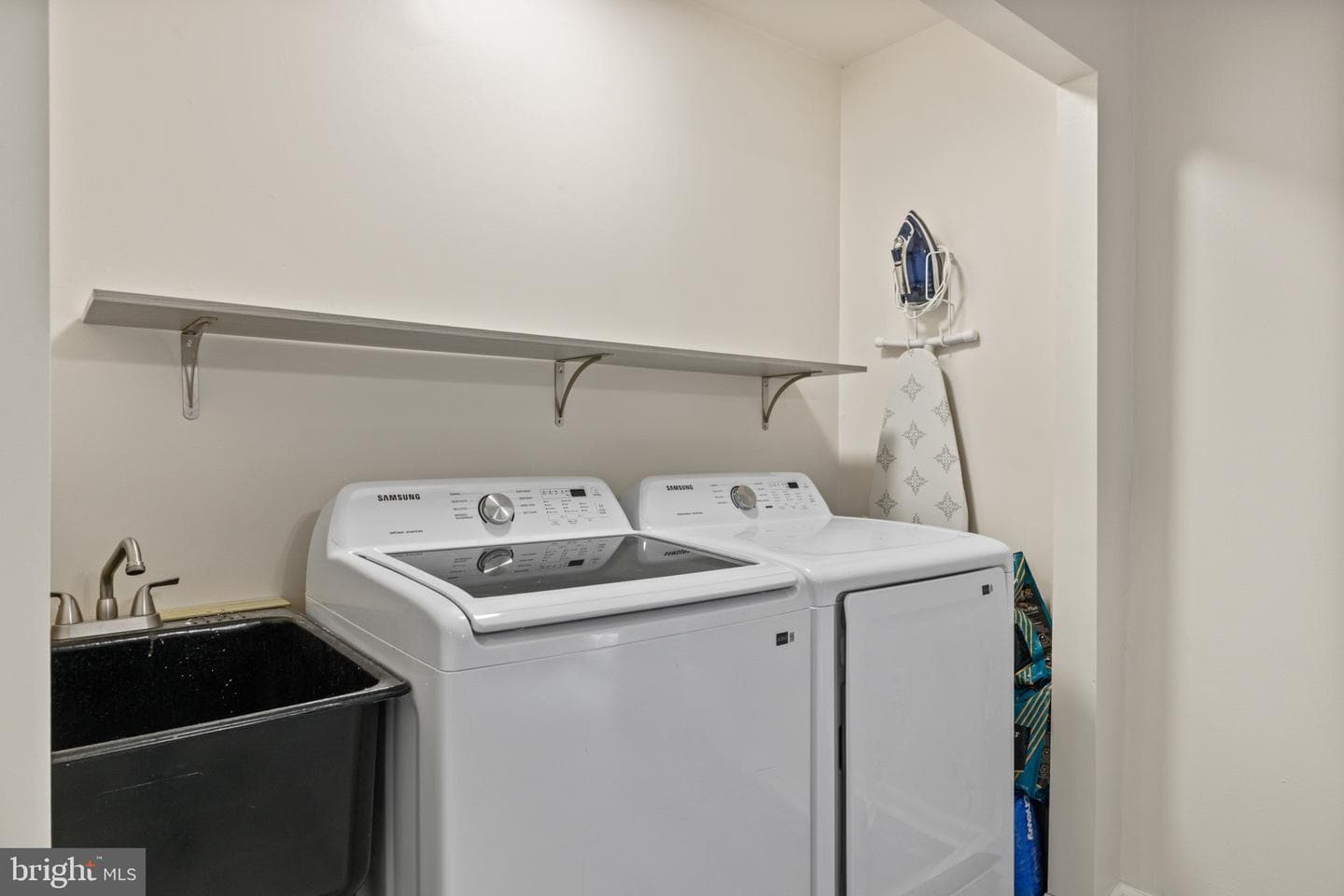 104 Conley Dr photo 10
