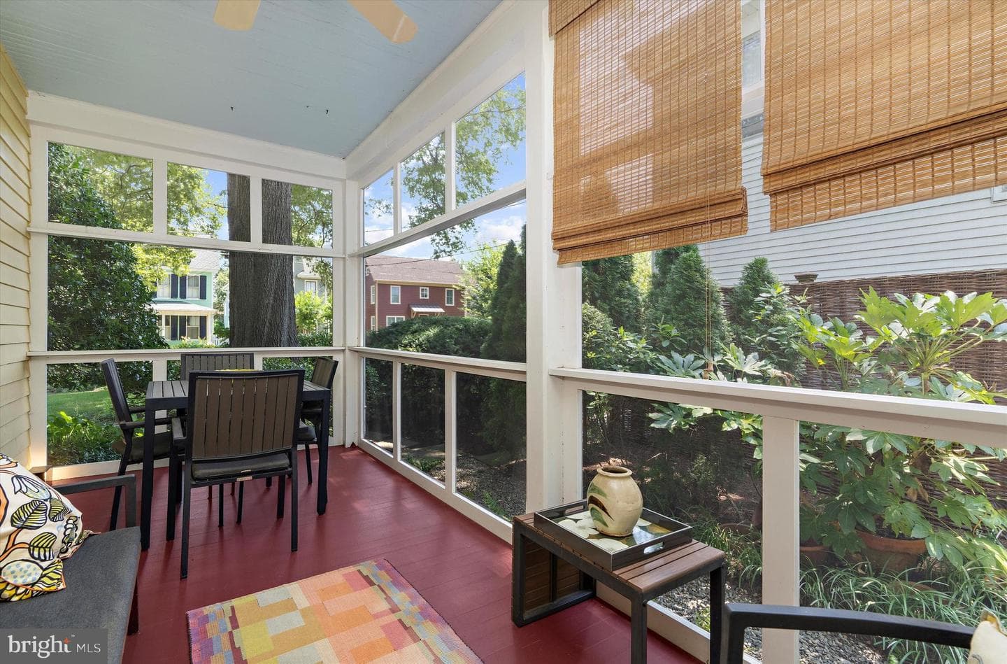 210 N Queen Street photo 13