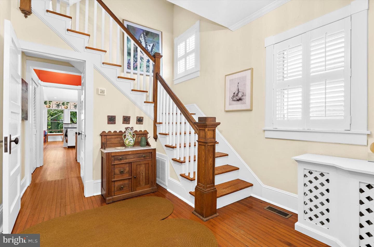 210 N Queen Street photo 14