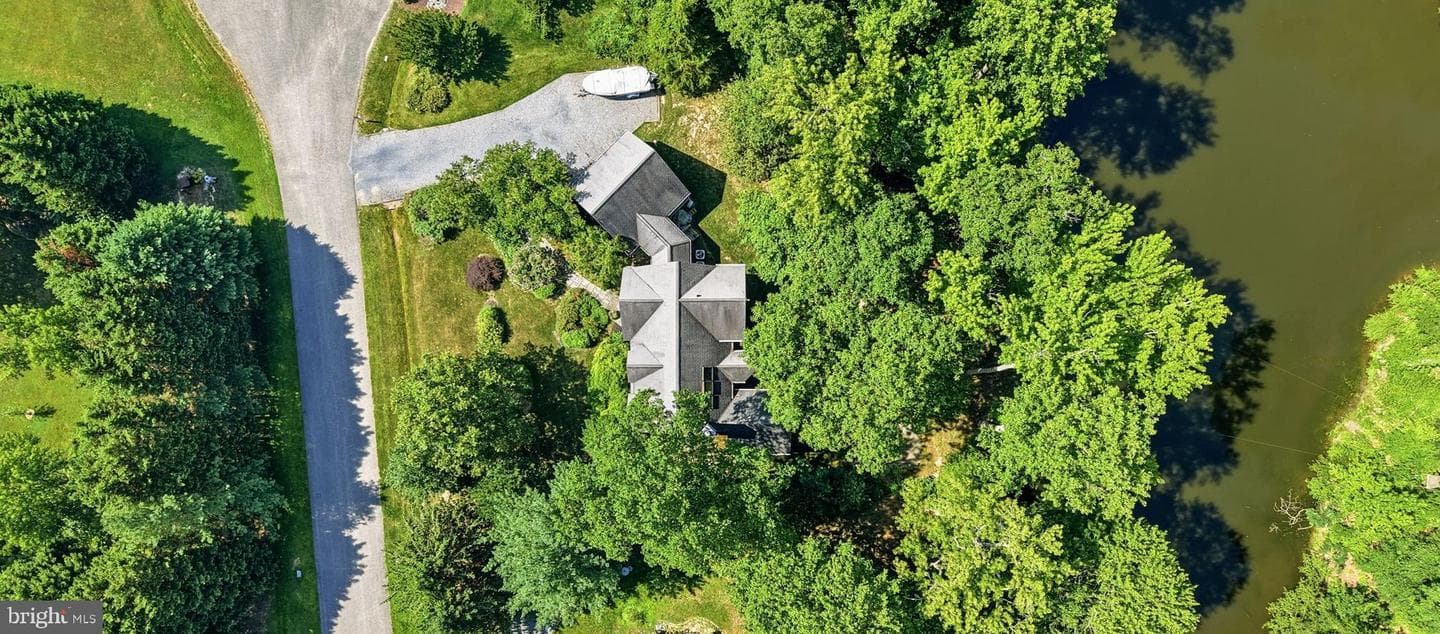 7680 Country Club Lane photo 39