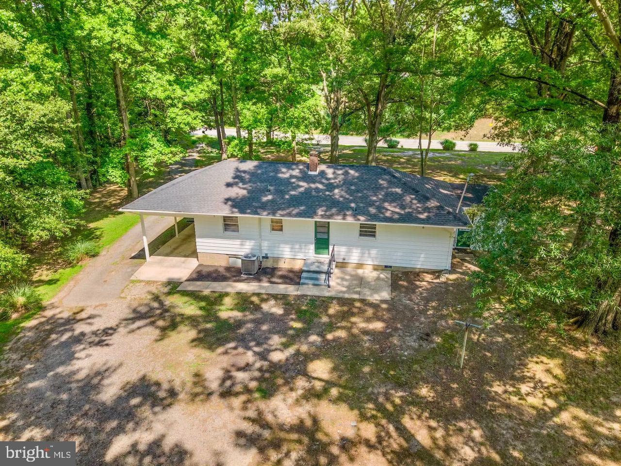 9126 Fairlee Road photo 18