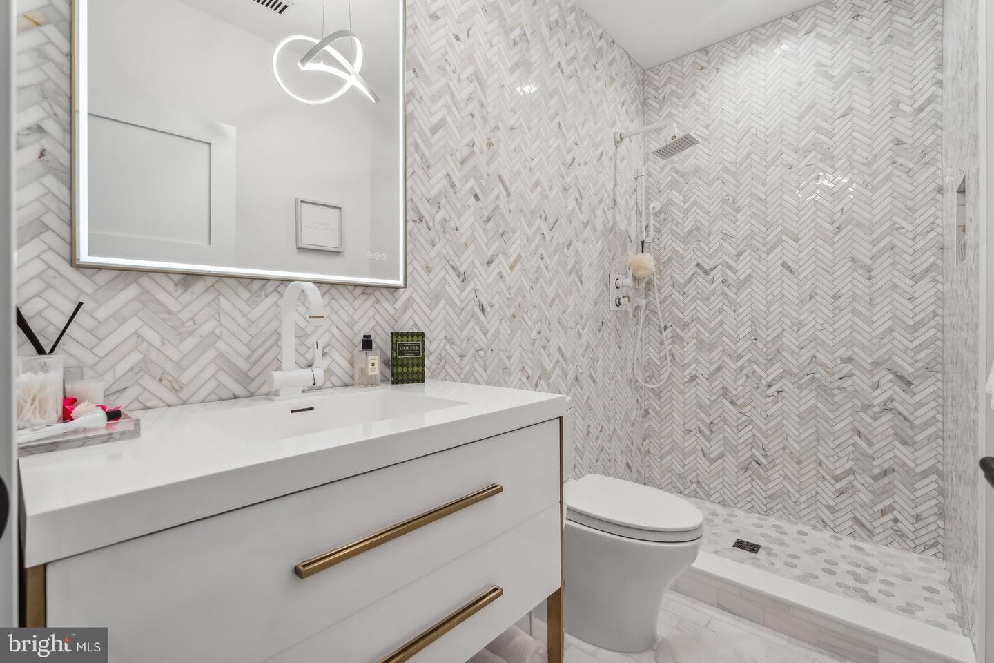 6025 Avon Dr photo 33