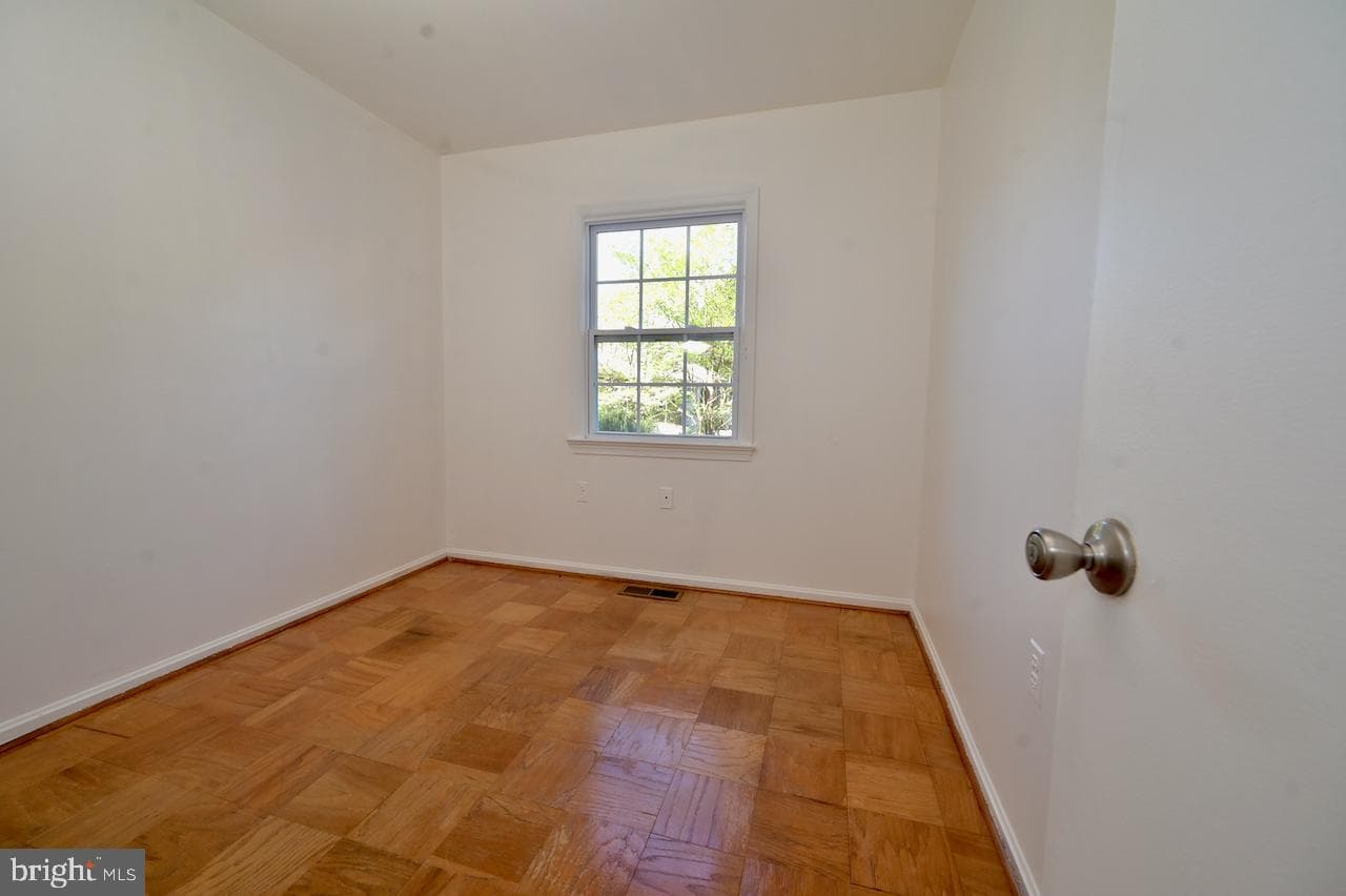656 Azalea Drive #4-656 photo 16