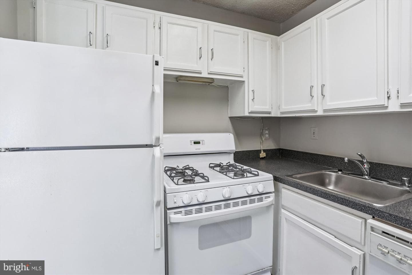 5225 Pooks Hill Road #417n photo 7
