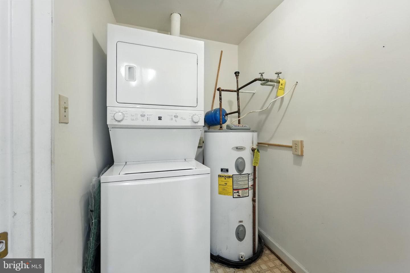 3301 Sir Thomas Drive #6-B-22 photo 29
