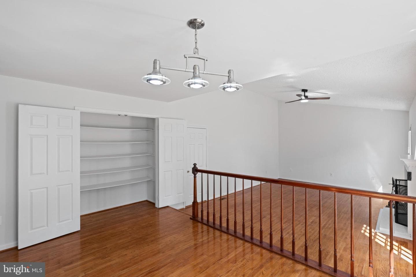 9 Coachlamp Court photo 23