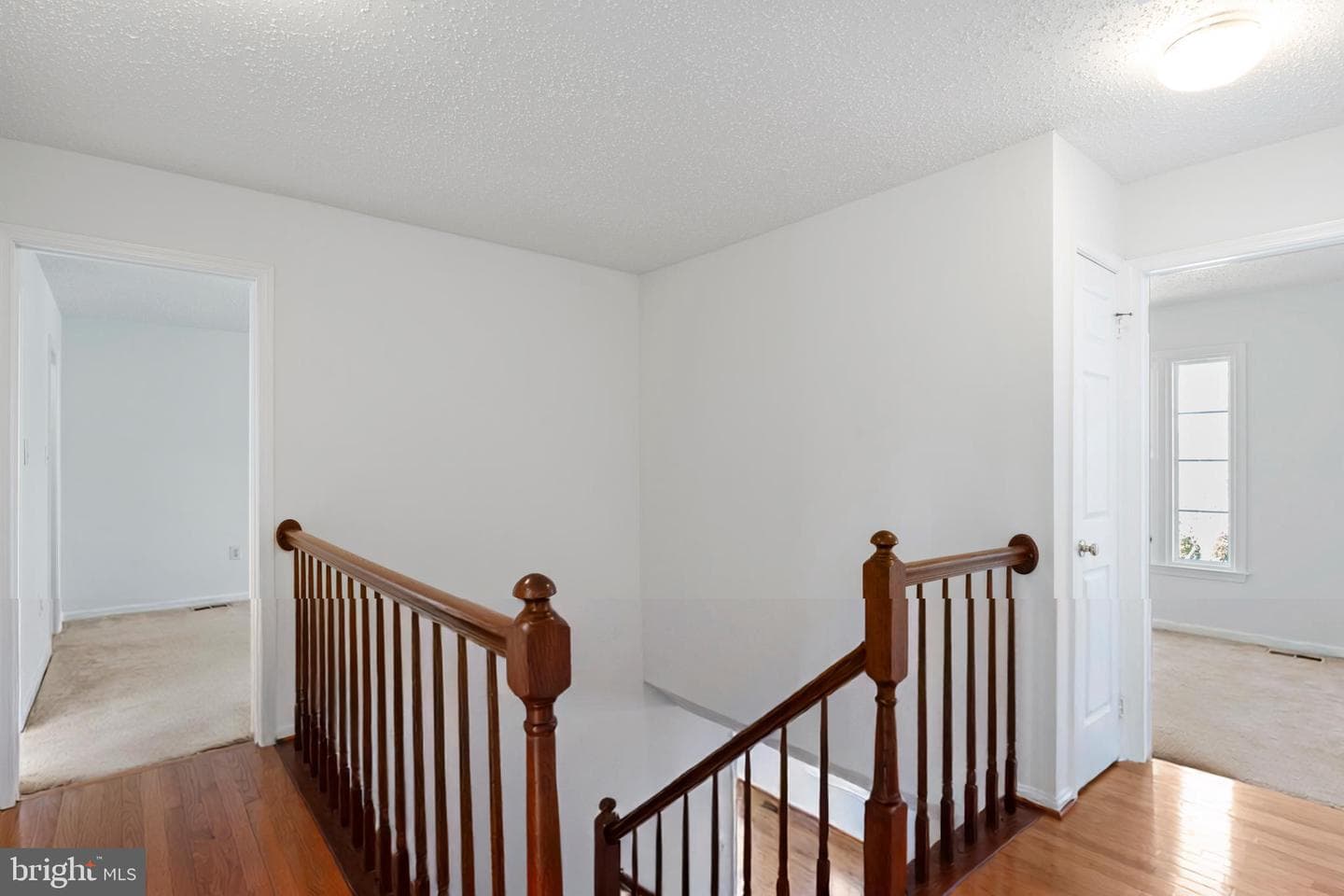 9 Coachlamp Court photo 32