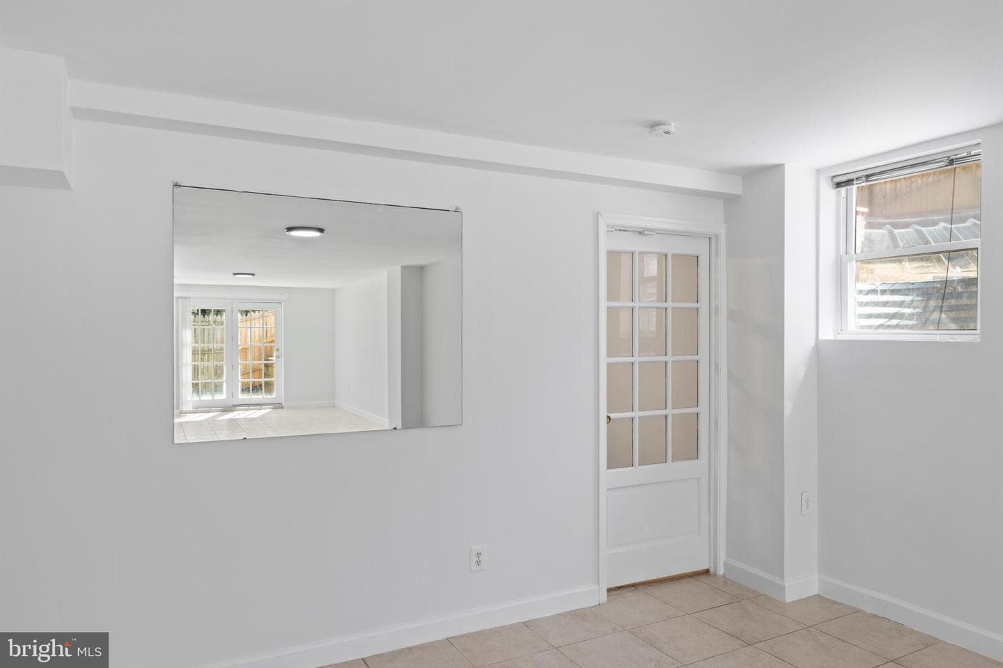 9 Coachlamp Court photo 56