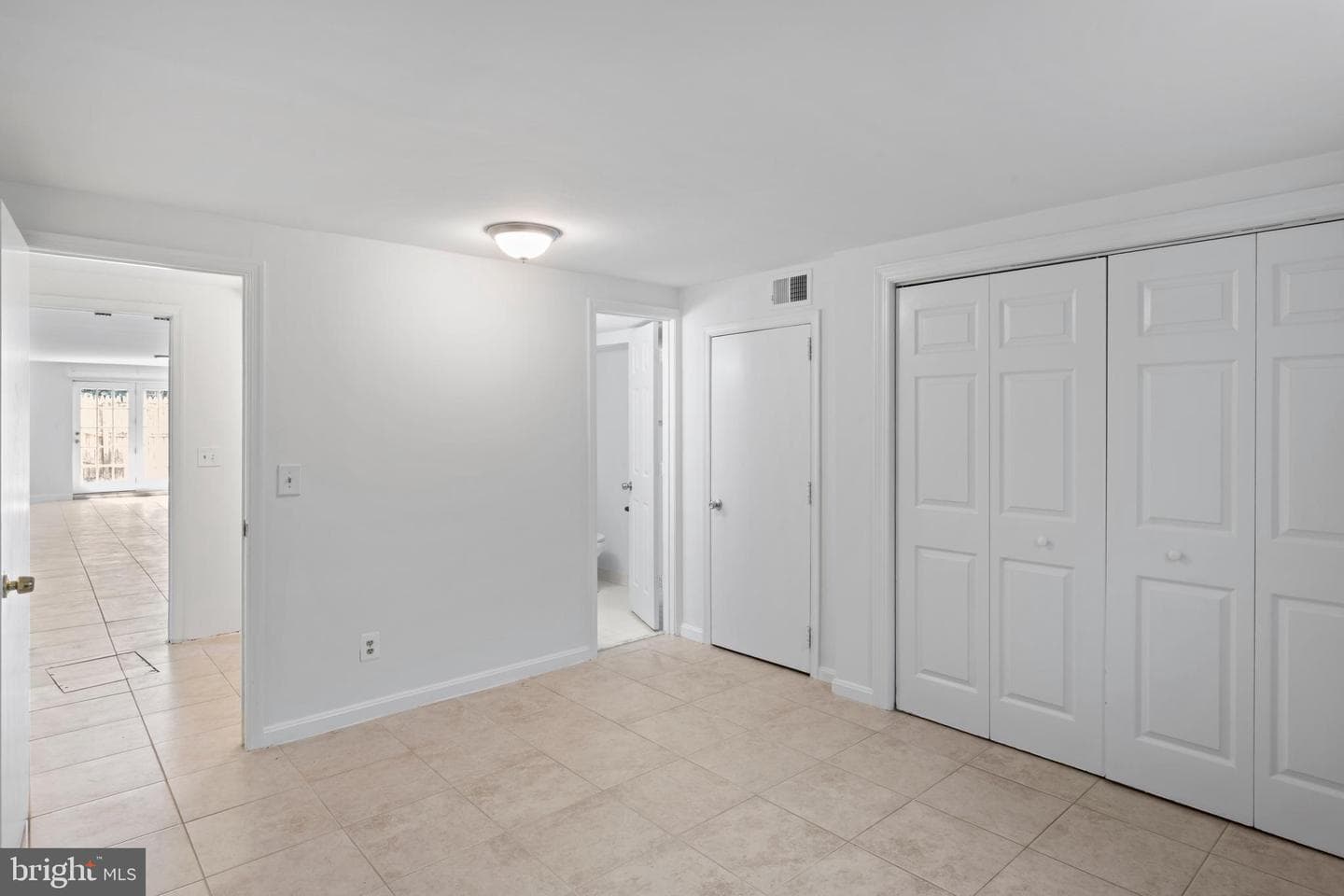9 Coachlamp Court photo 63