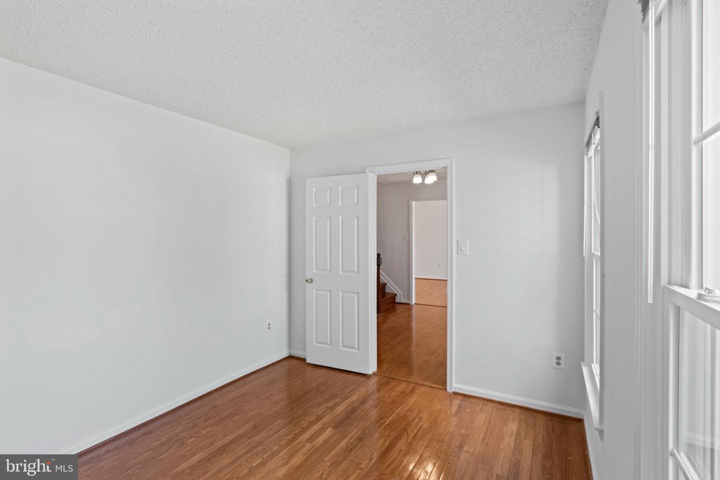 9 Coachlamp Court photo 9