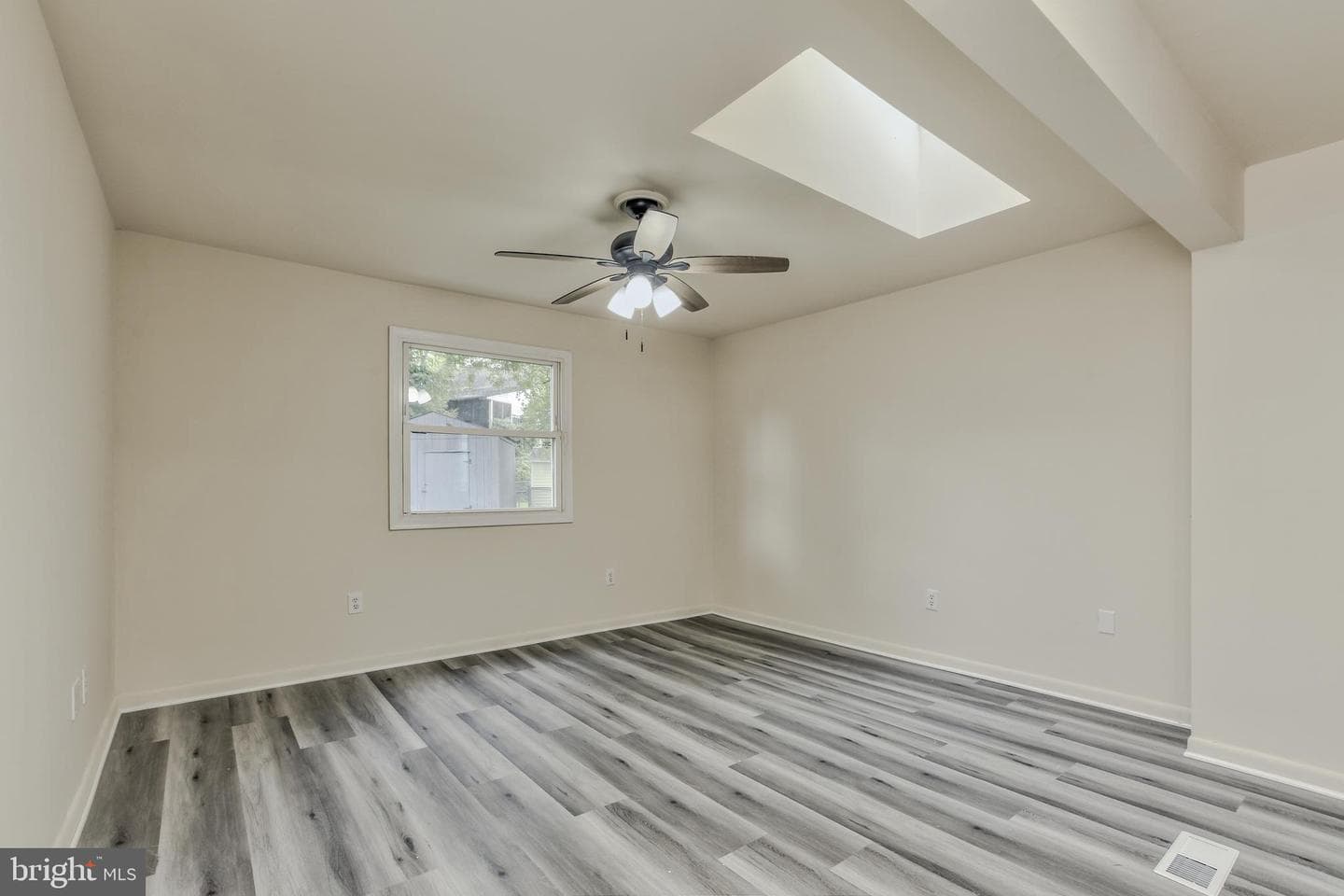 12802 Leahy Drive photo 18