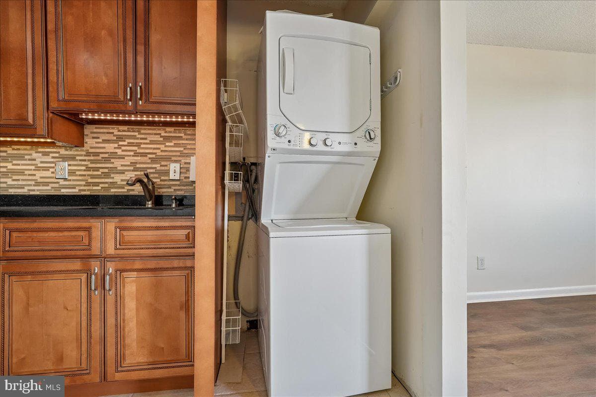 7420 Westlake Terrace #1408 photo 10