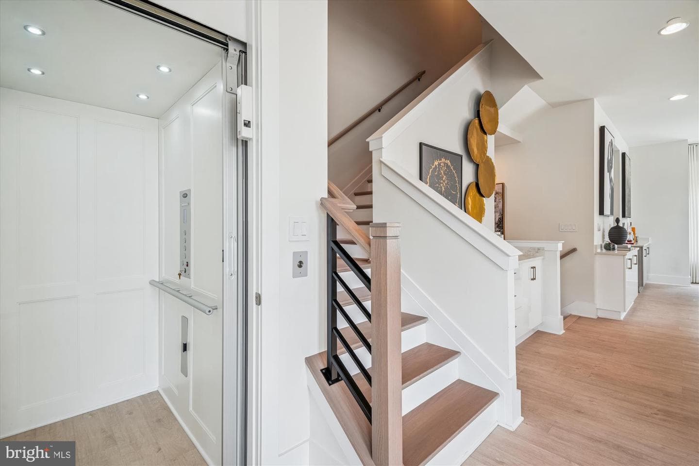 8229 River Road photo 18