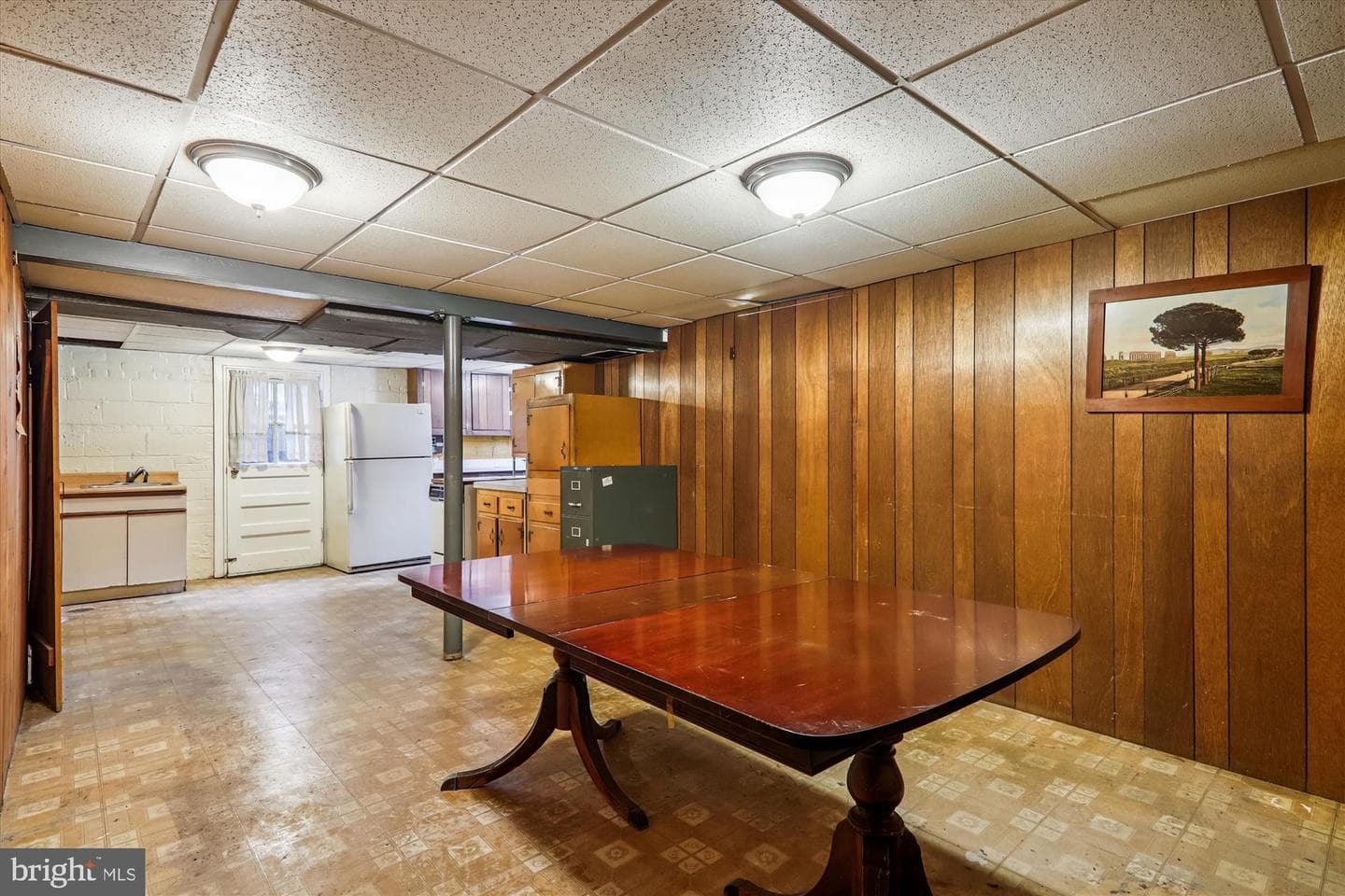 9507 Adelphi Road photo 34