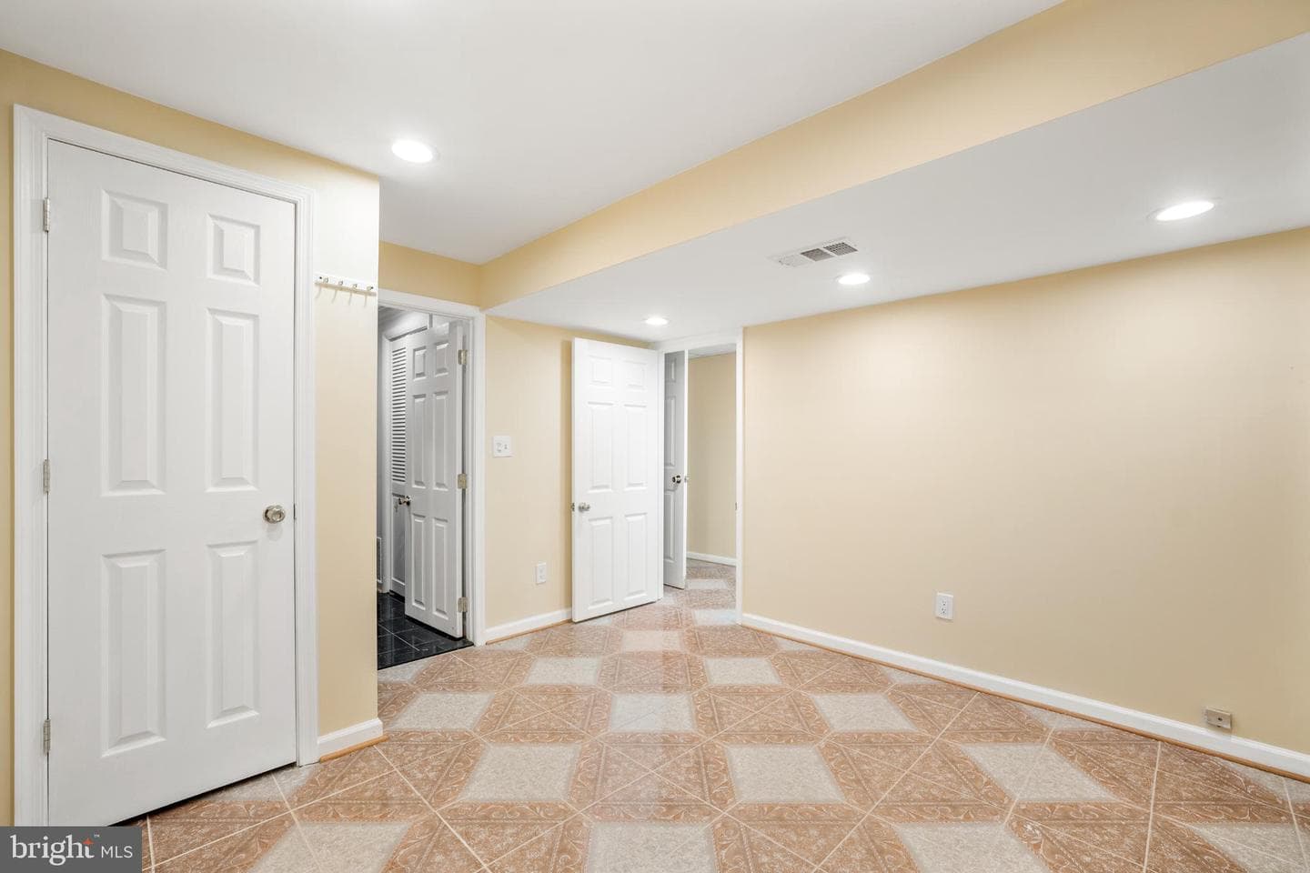 4104 Tulare Drive photo 37