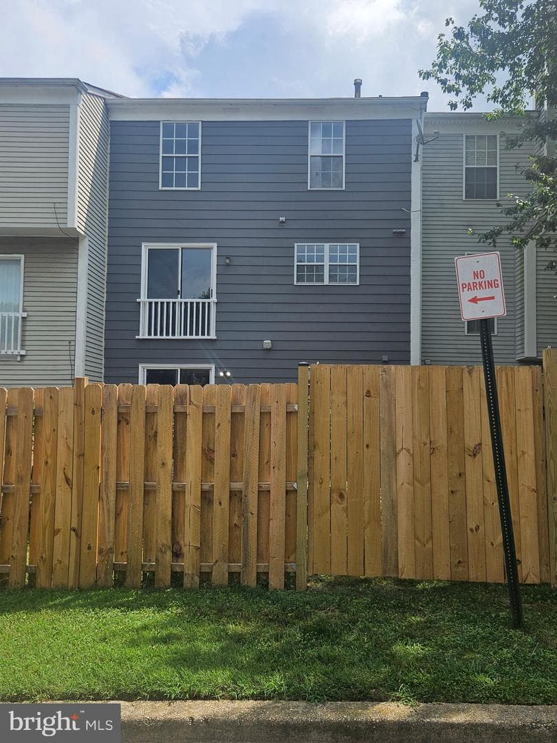 13117 Thackery Place photo 19