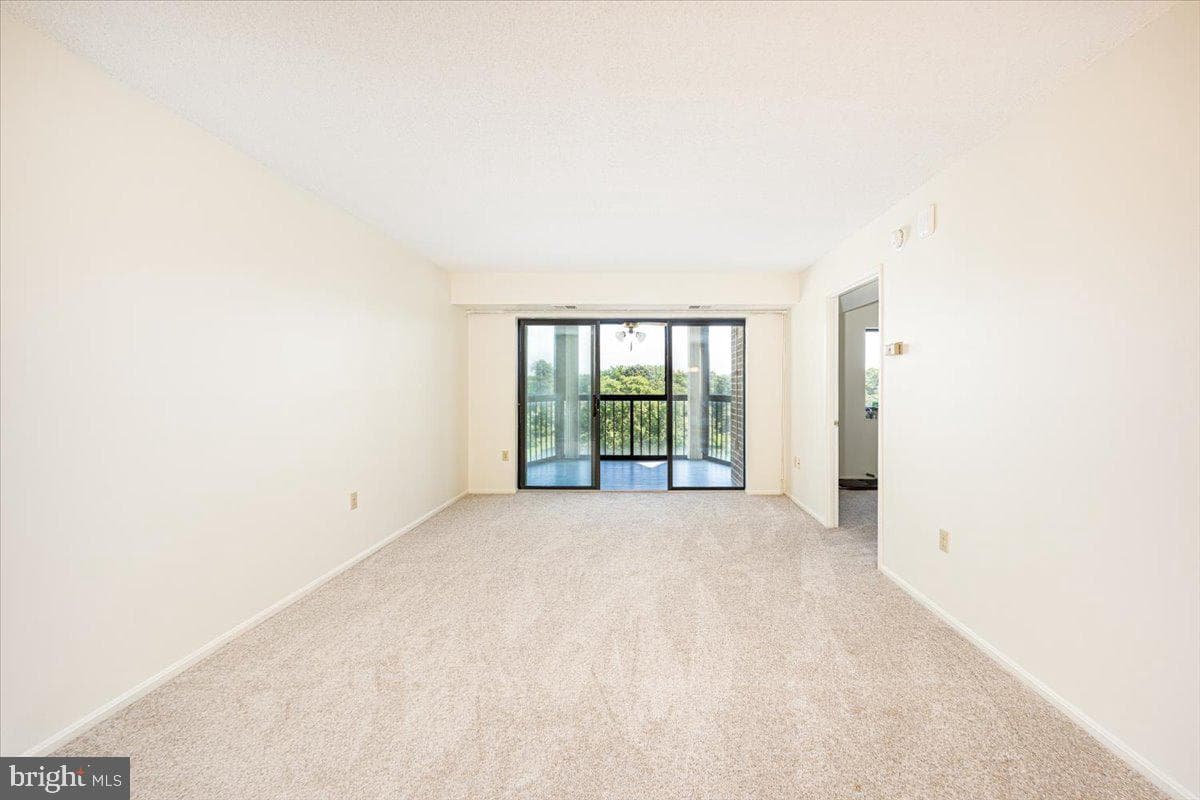 15101 Interlachen Drive #1-807 photo 15