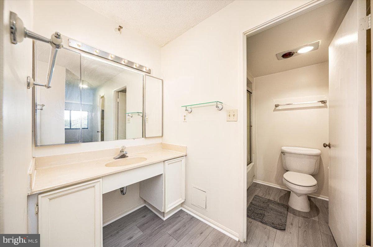 15101 Interlachen Drive #1-807 photo 31