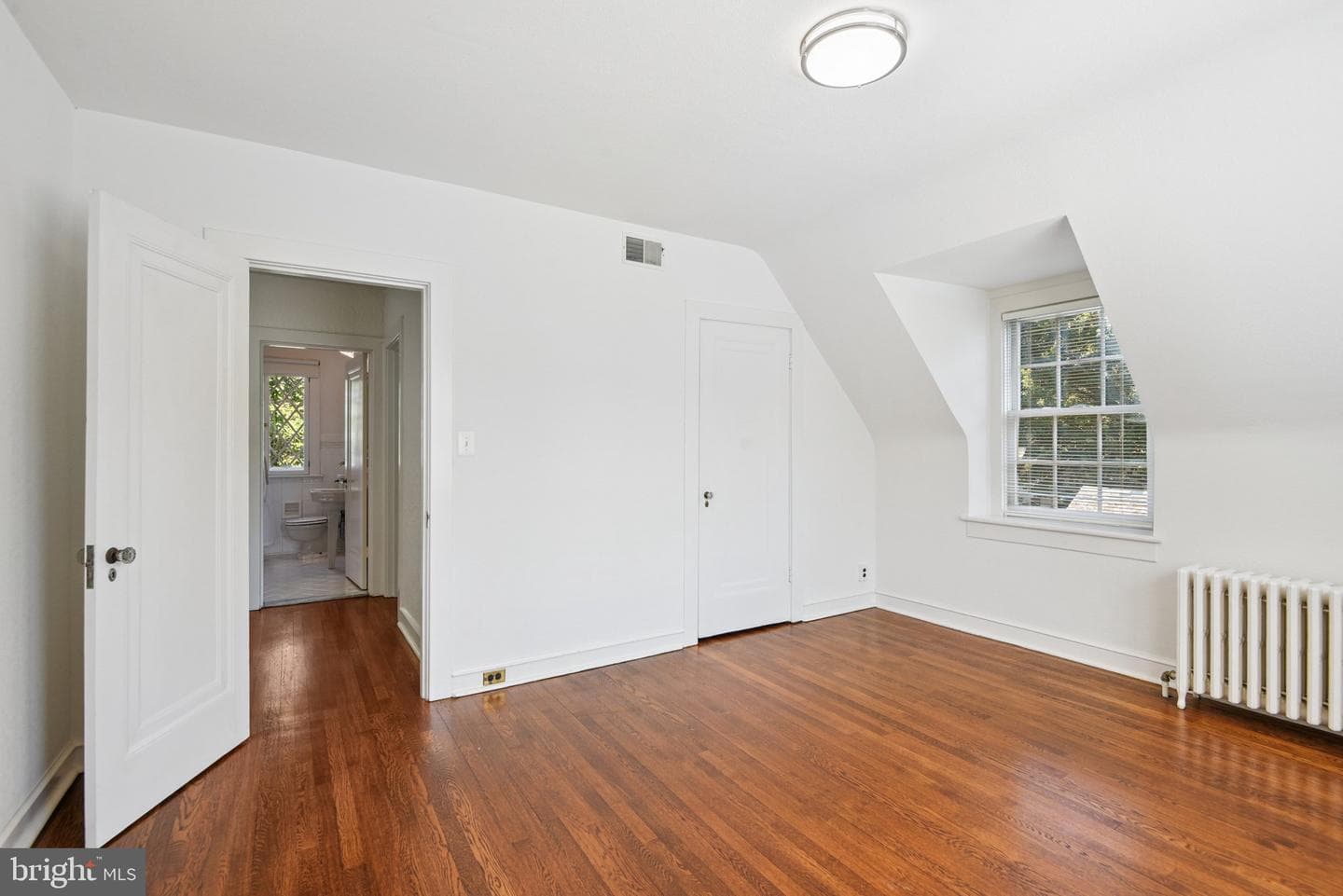 105 Summerfield Road photo 32