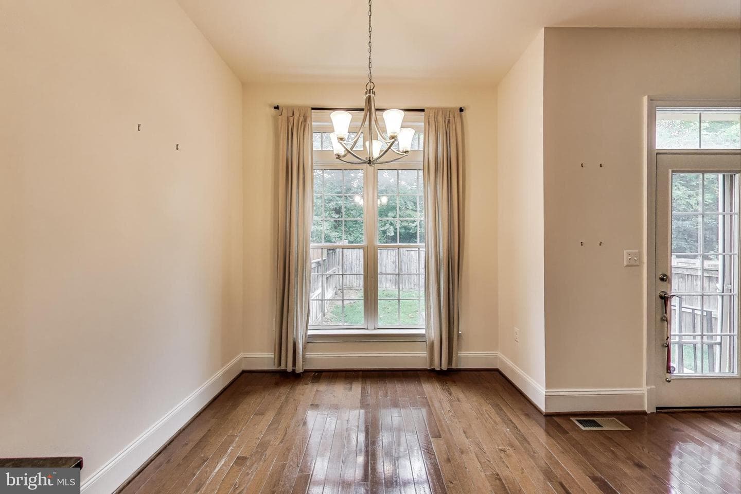 8213 River Quarry Place photo 11