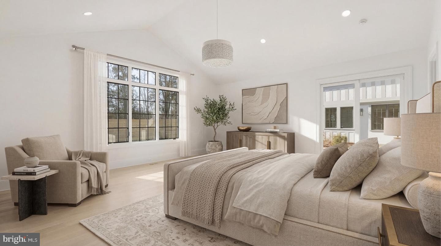7611 Fairfax Road photo 17