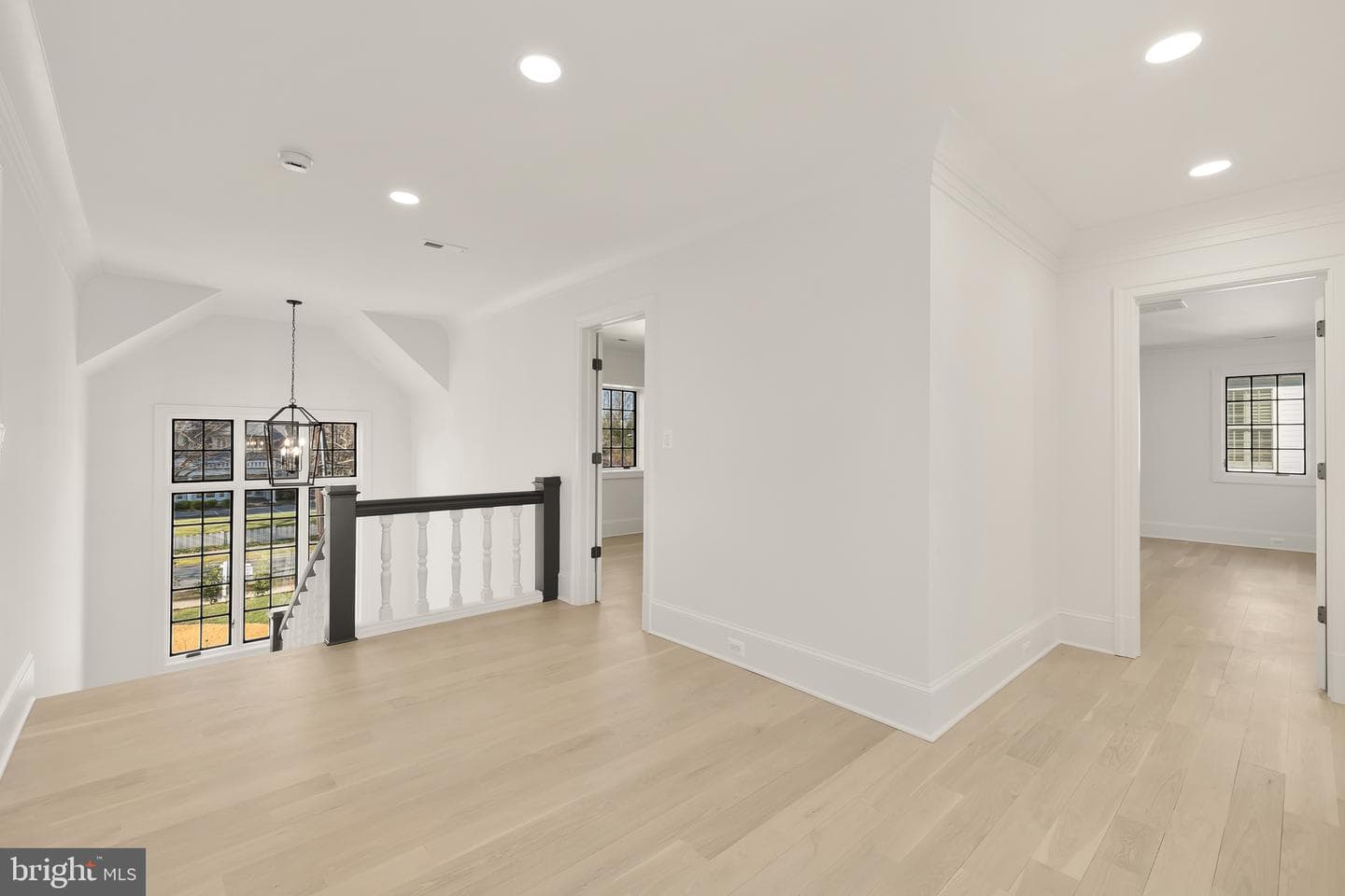 7611 Fairfax Road photo 22