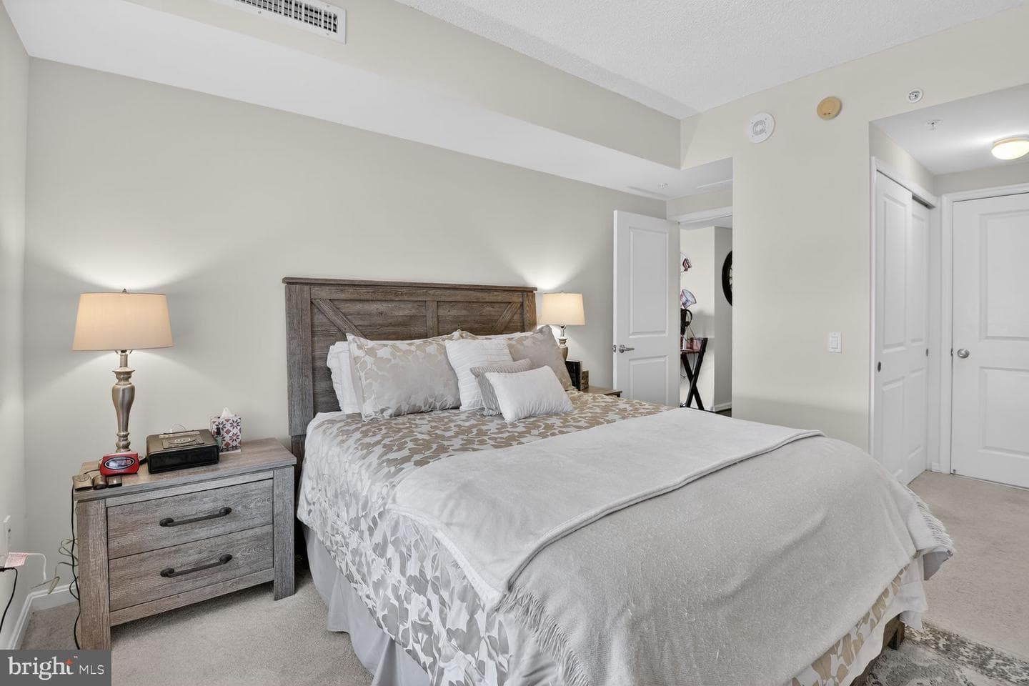 930 Wayne Avenue #907 photo 18