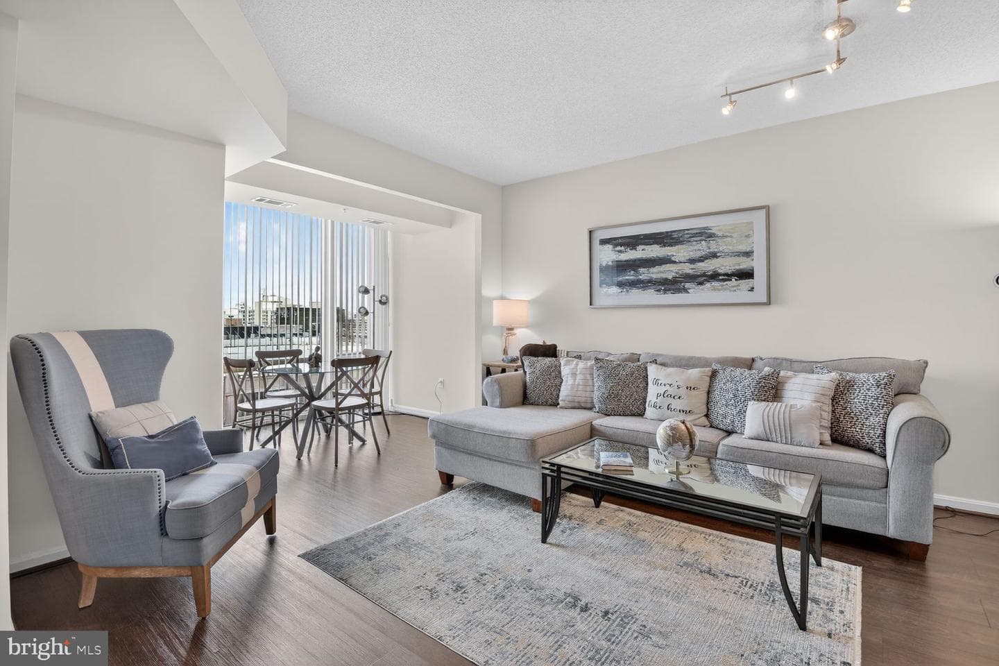 930 Wayne Avenue #907 photo 3