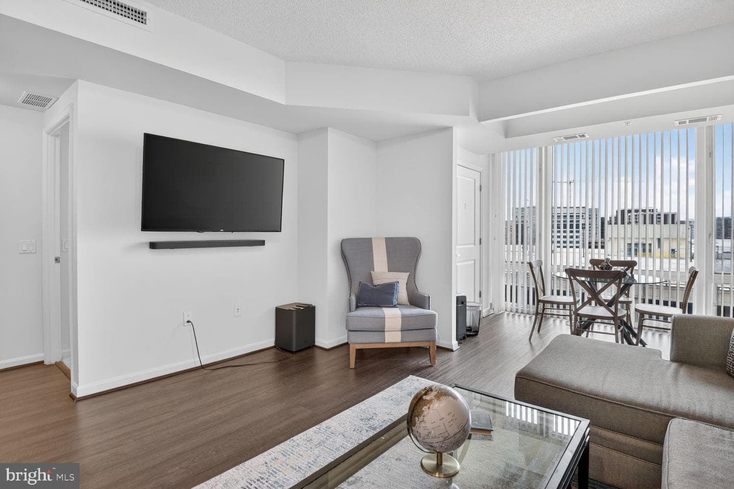 930 Wayne Avenue #907 photo 6