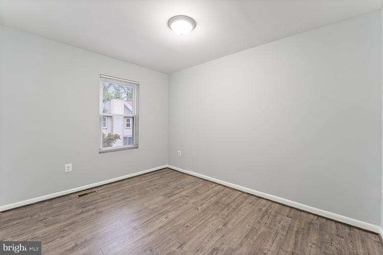 11111 Weatherburn Place photo 17