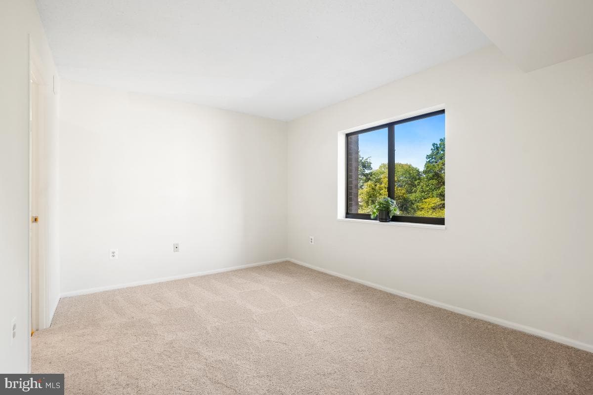15107 Interlachen Drive #2-321 photo 22