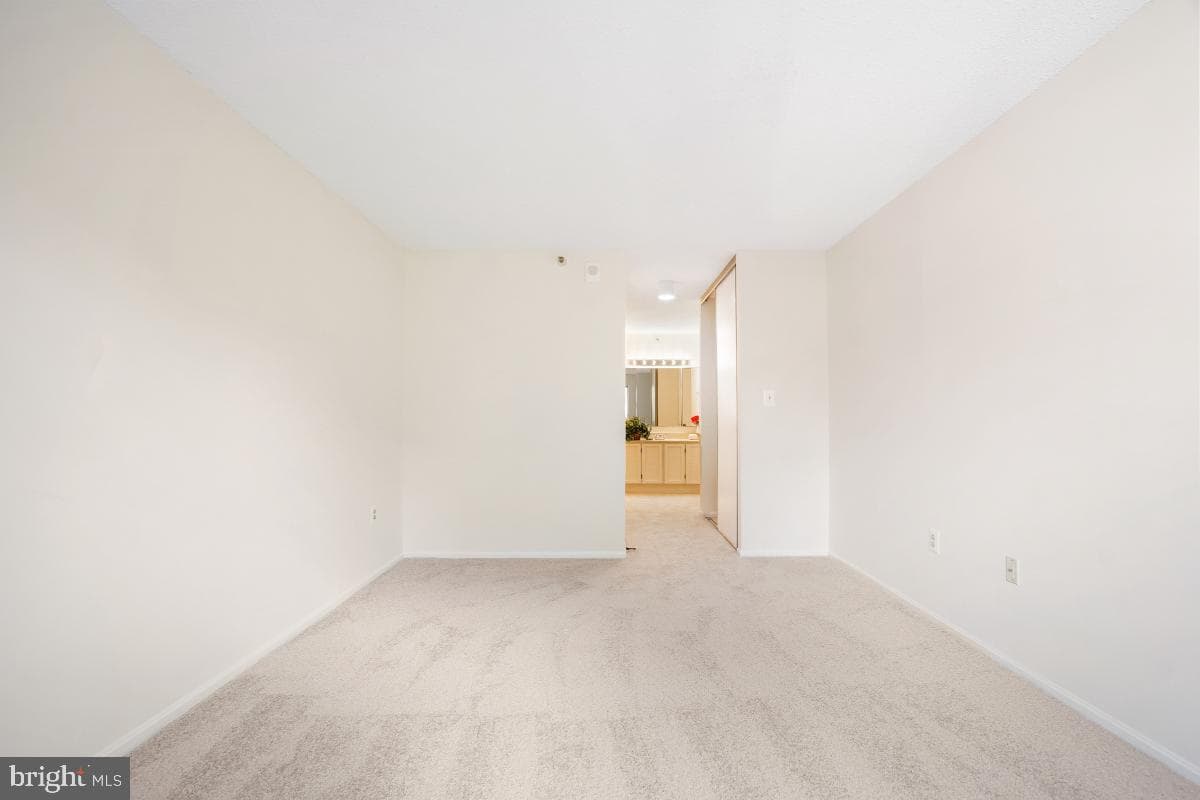 15107 Interlachen Drive #2-321 photo 31