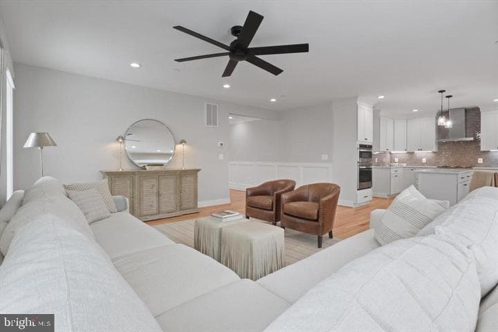 2806 Norbeck Road photo 16