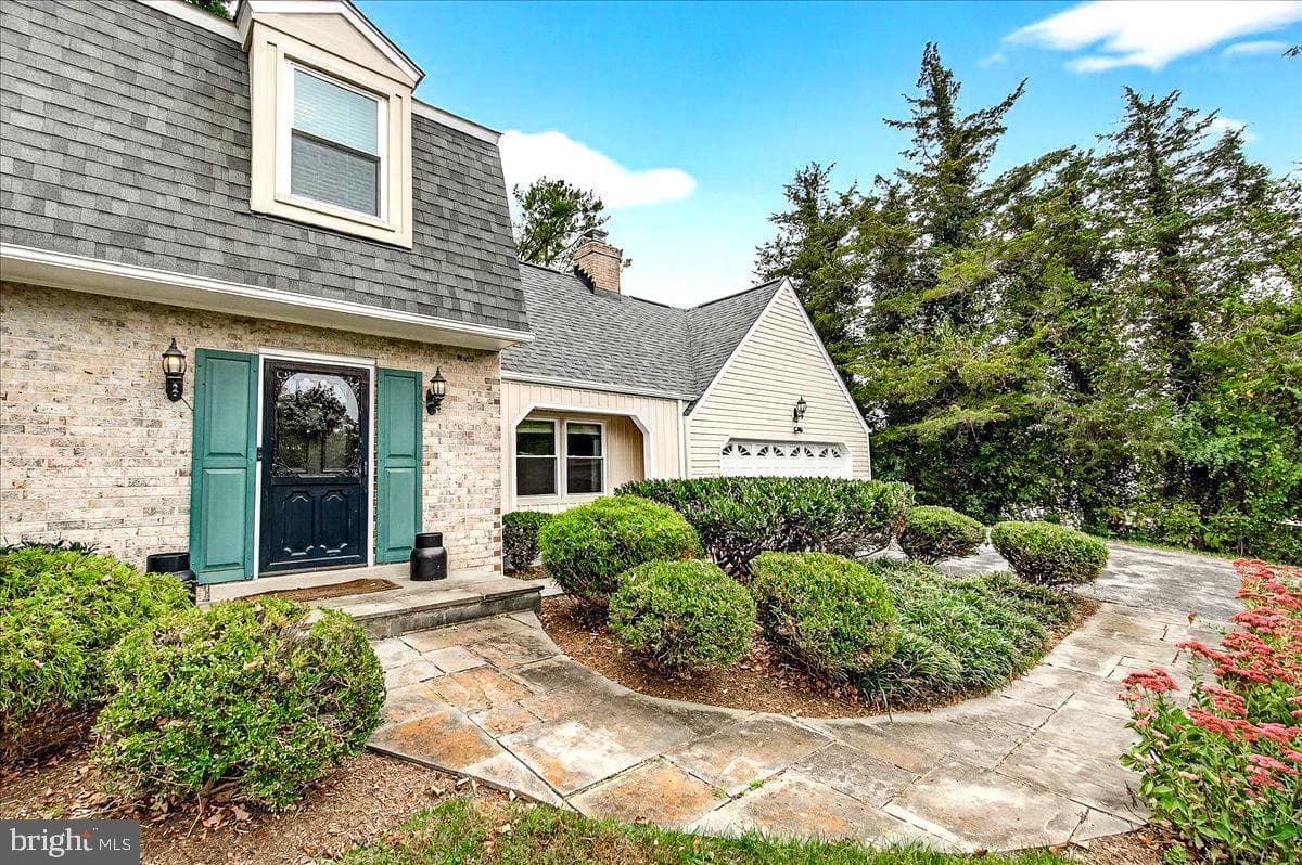 21800 Glendalough Road photo 5