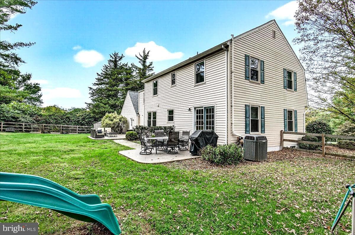 21800 Glendalough Road photo 7
