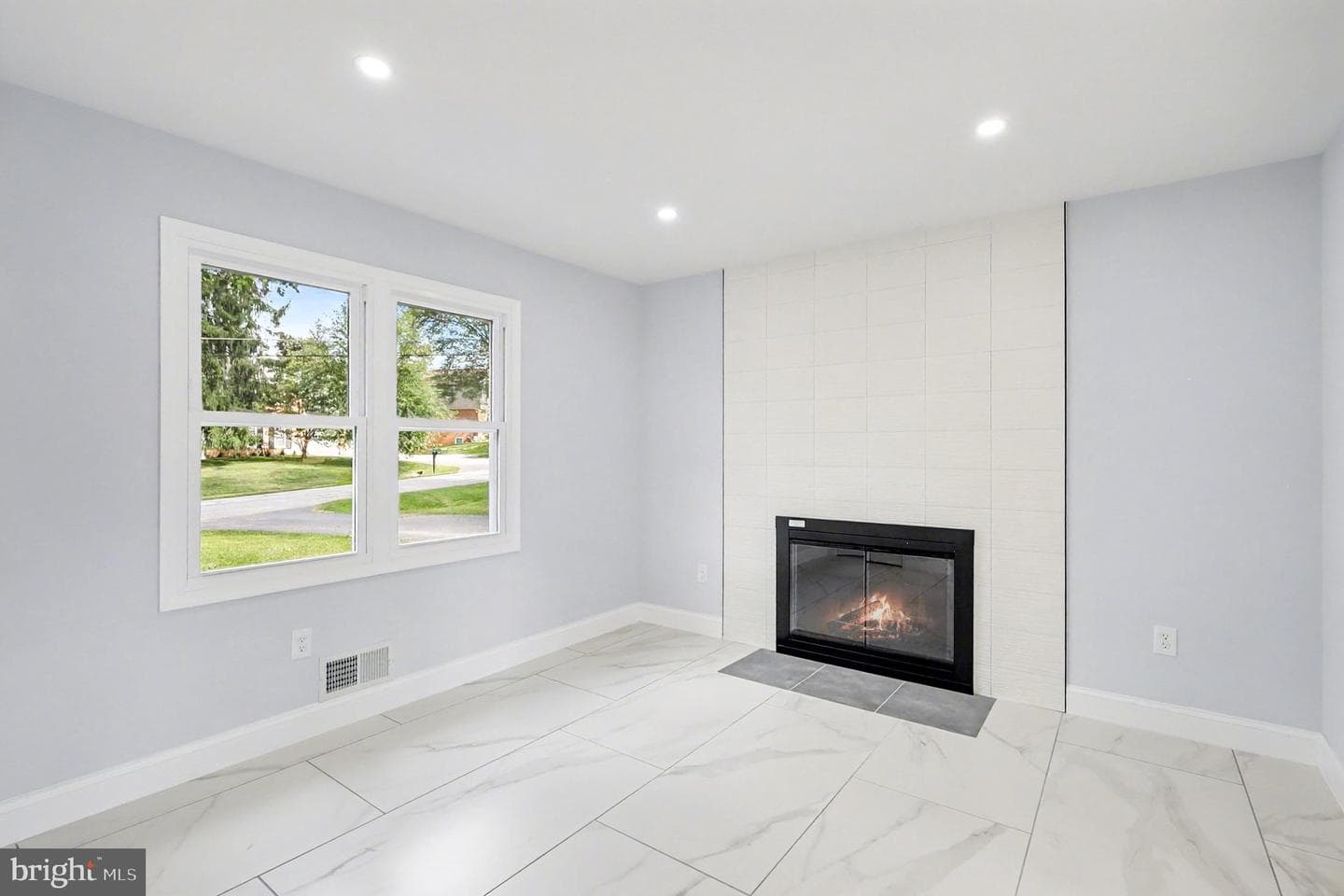 2428 White Horse Lane photo 9
