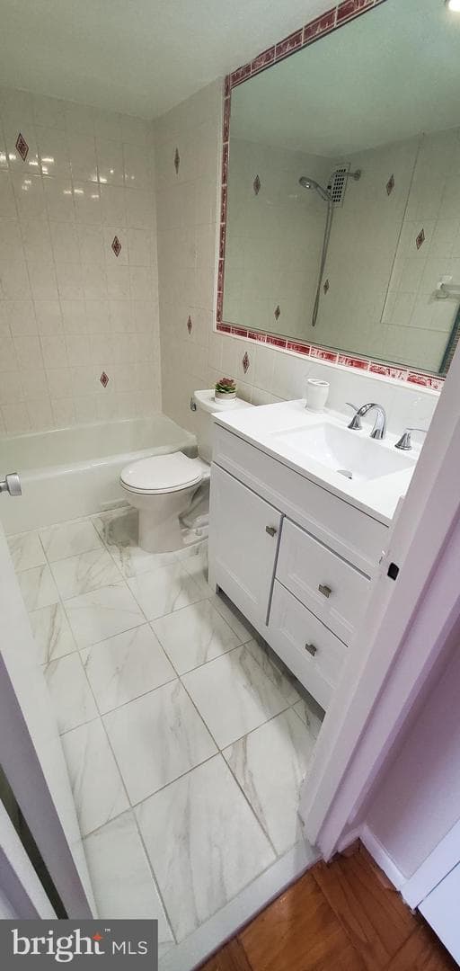 5101 River Road #907 photo 19