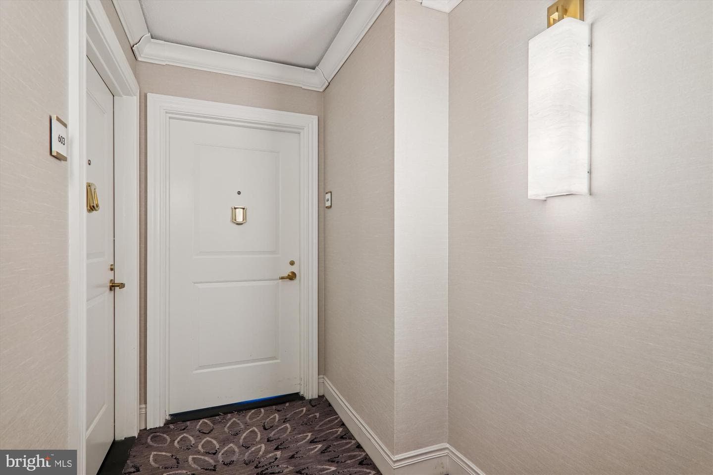 4601 N Park Avenue N #604, Chevy Chase